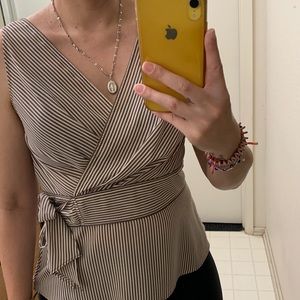 Womens sleeveless top